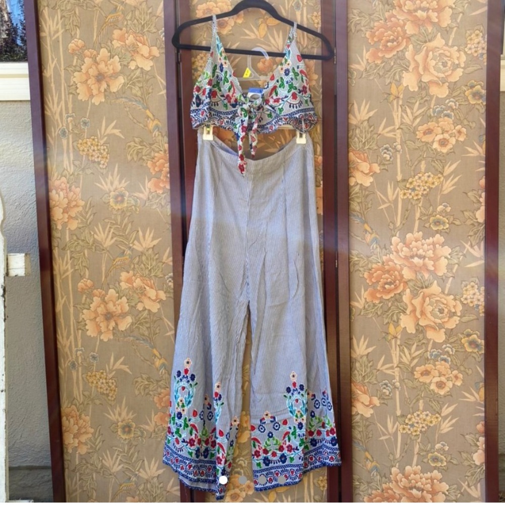 Two piece, boho, floral set ❣️